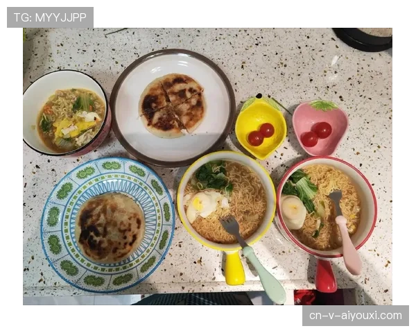 梅威瑟又发豪宅早餐照，我这碗泡面都不好意思吞了